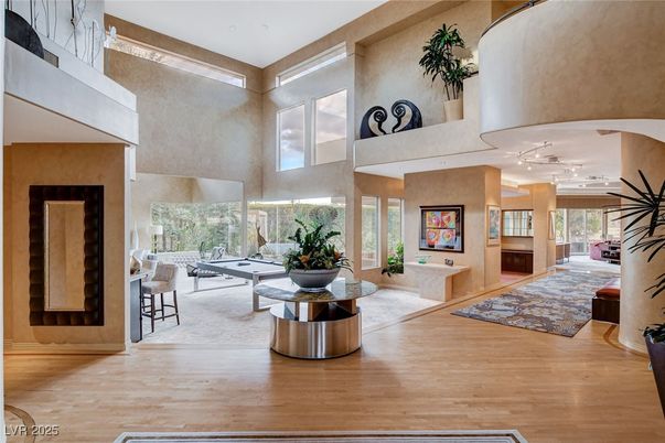 Game Room, Interior, Living room, Wood Texture Flooring