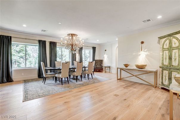 Chandelier, Dining room, Interior, Recessed Lighting, Wood Texture Flooring