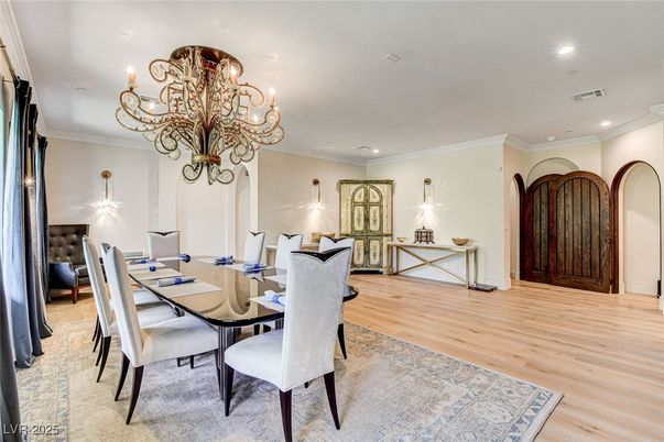 Chandelier, Dining room, Interior, Recessed Lighting, Wood Texture Flooring