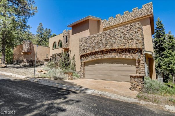 Attached, Exterior, Facade, Modern