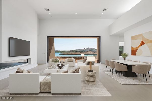 Dining room, Interior, Living room, Recessed Lighting, Water