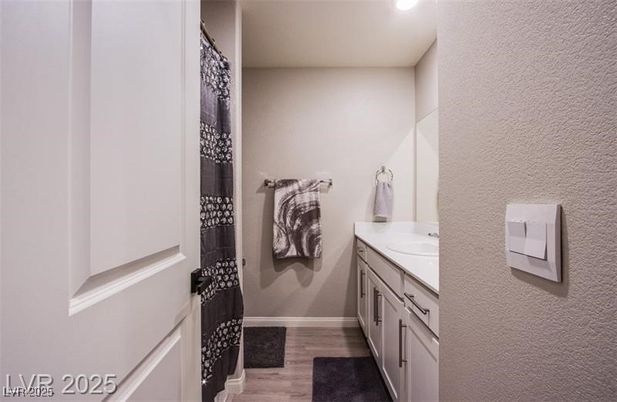 Bathroom, Interior, Recessed Lighting, Wood Texture Flooring