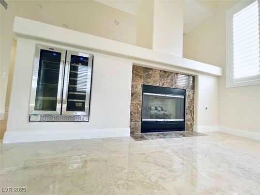 Empty room, Fireplace, Interior