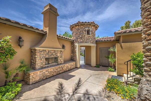Exterior, Fireplace
