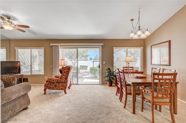 Chandelier, Dining room, Interior, Living room