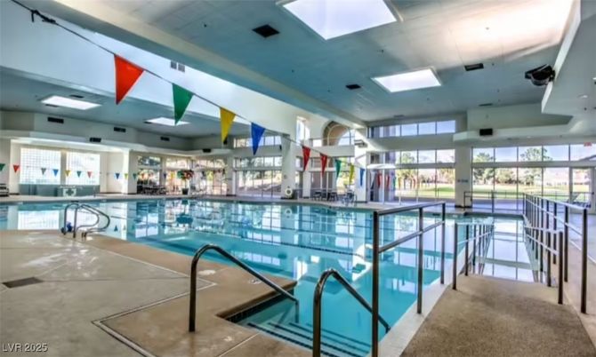 Interior, Pool, Recessed Lighting