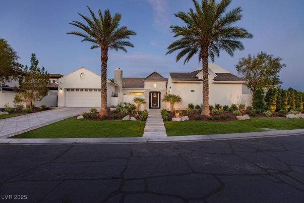 Attached, Exterior, Facade, Spanish Mediterranean