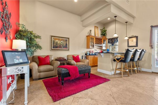Interior, Living room, Pendant Lights, Recessed Lighting