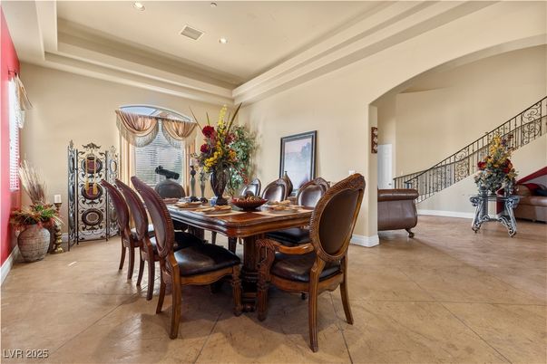 Dining room, Interior, Recessed Lighting