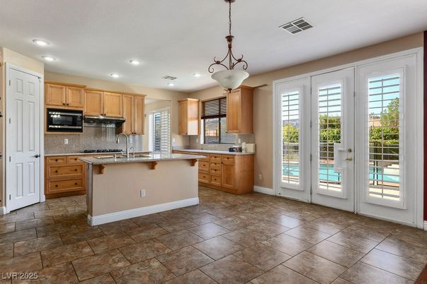 Interior, Kitchen, Pendant Lights, Recessed Lighting