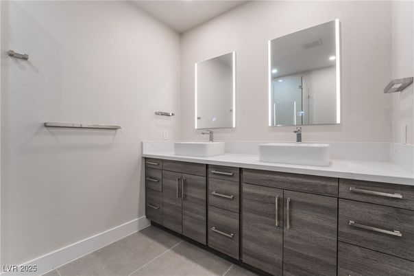 Bathroom, Dual Sink Vanities, Interior, Recessed Lighting