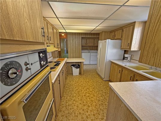 Interior, Kitchen
