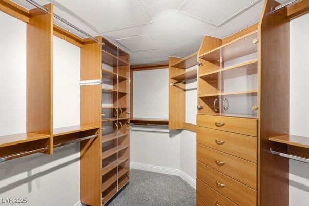 Interior, Walk-in Closets