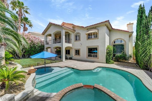 Backyard, Exterior, Pool