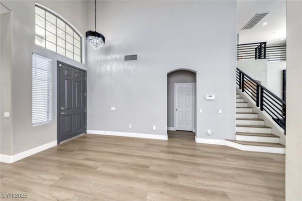 Interior, Pendant Lights, Recessed Lighting, Wood Texture Flooring