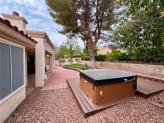 Exterior, Hot Tub