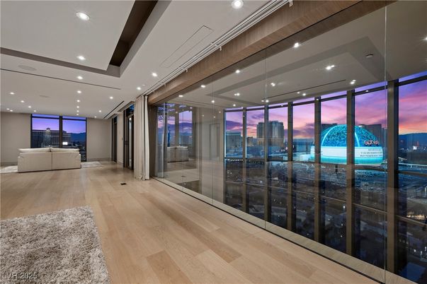Interior, Recessed Lighting, Water, Wood Texture Flooring