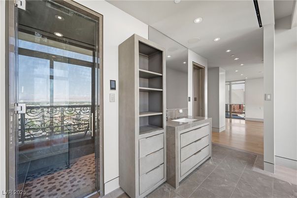 Interior, Recessed Lighting, Wood Texture Flooring