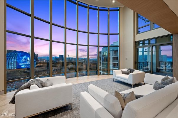 Interior, Living room, Water