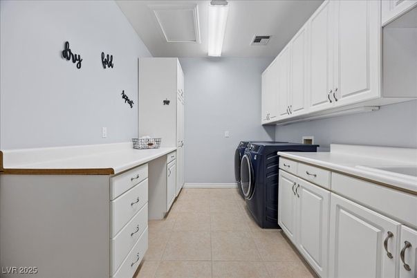 Interior, Washer