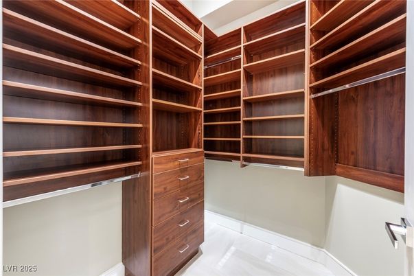 Interior, Walk-in Closets