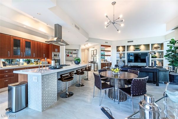 Dining room, Interior, Kitchen, Pendant Lights, Recessed Lighting, Stainless Steel Appliances