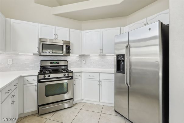 Interior, Kitchen, Stainless Steel Appliances
