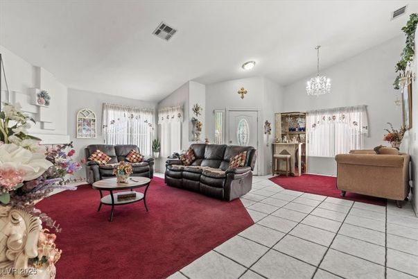 Chandelier, Interior, Living room