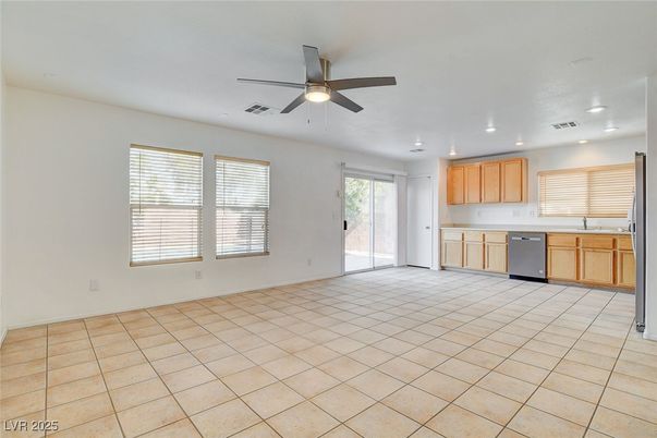 Empty room, Interior, Kitchen, Recessed Lighting
