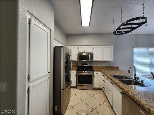 Interior, Kitchen, Stainless Steel Appliances