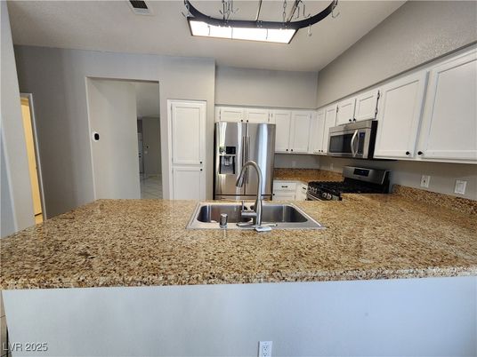 Interior, Kitchen, Stainless Steel Appliances