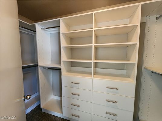 Interior, Walk-in Closets