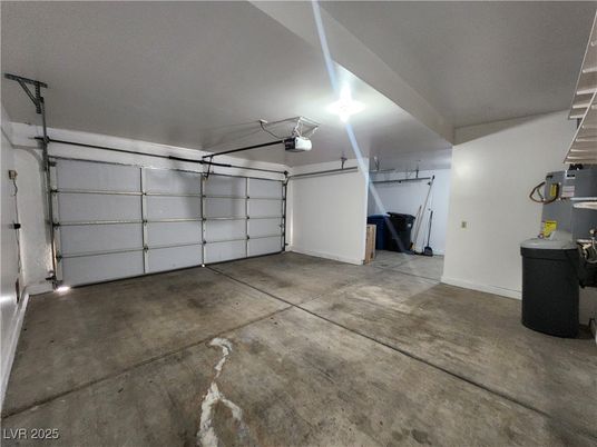 Garage, Interior