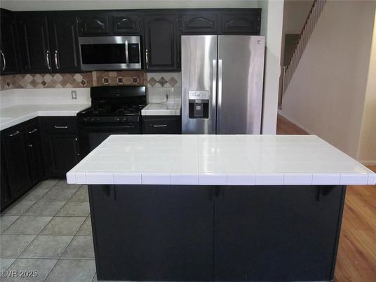 Interior, Kitchen, Tile Countertops