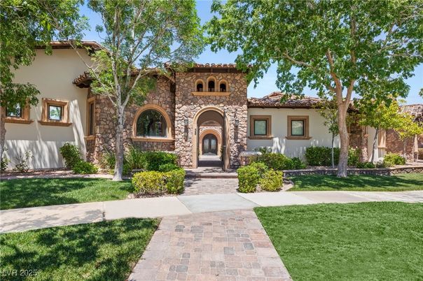 Backyard, Exterior, Facade, Mediterranean
