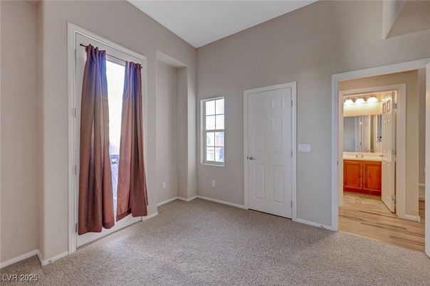 Bathroom, Empty room, Interior