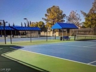 Exterior, Tennis Courts