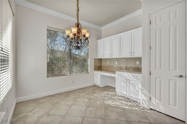 Chandelier, Empty room, Interior