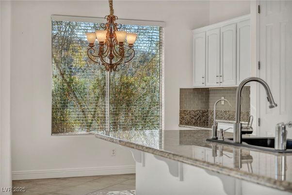 Chandelier, Interior, Kitchen