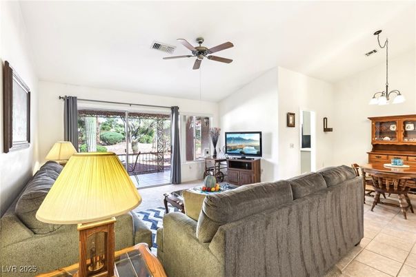 Dining room, Interior, Living room, Pendant Lights
