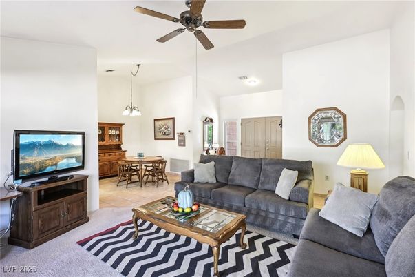 Dining room, Interior, Living room, Pendant Lights