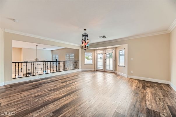 Interior, Pendant Lights, Wood Texture Flooring