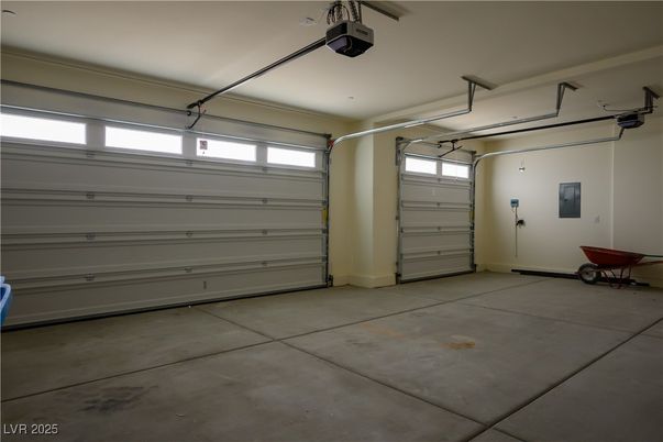 Garage, Interior