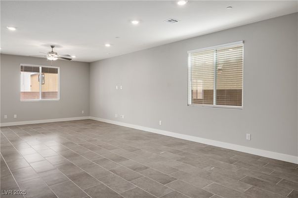 Empty room, Interior, Recessed Lighting