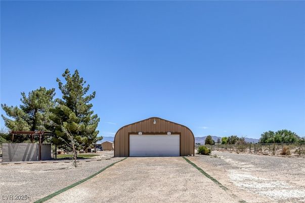 Backyard, Detached Garage, Exterior