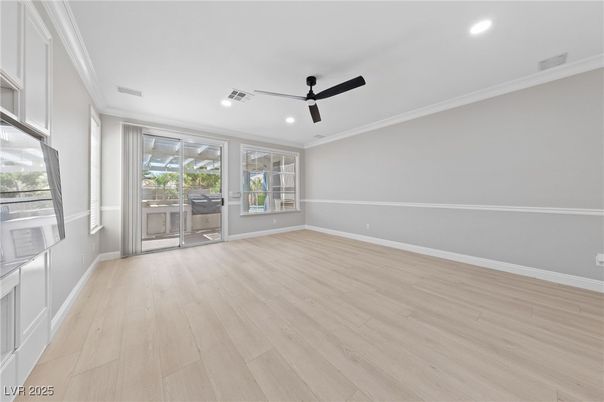 Empty room, Interior, Recessed Lighting, Wood Texture Flooring