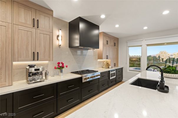 Interior, Kitchen, Recessed Lighting