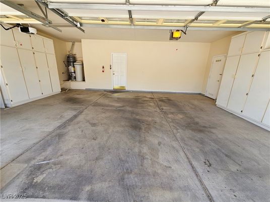 Garage, Interior
