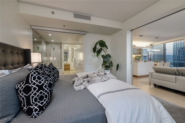 Bedroom, Interior, Recessed Lighting, Water