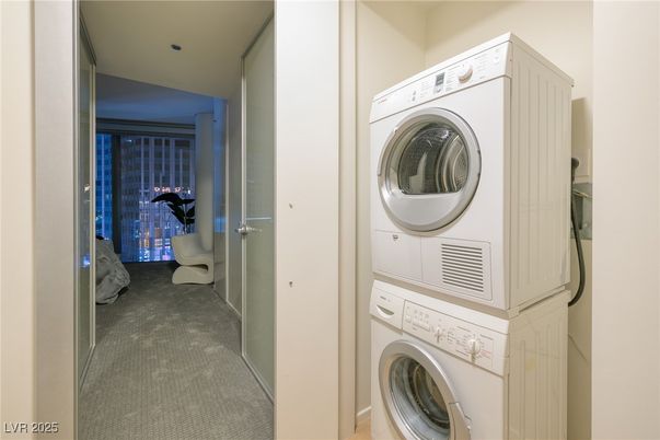 Interior, Utility Closets, Washer
